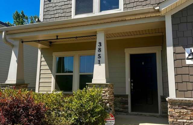 Newly Updated 5BR House in Kannapolis: Fenced Private Backyard photos photos