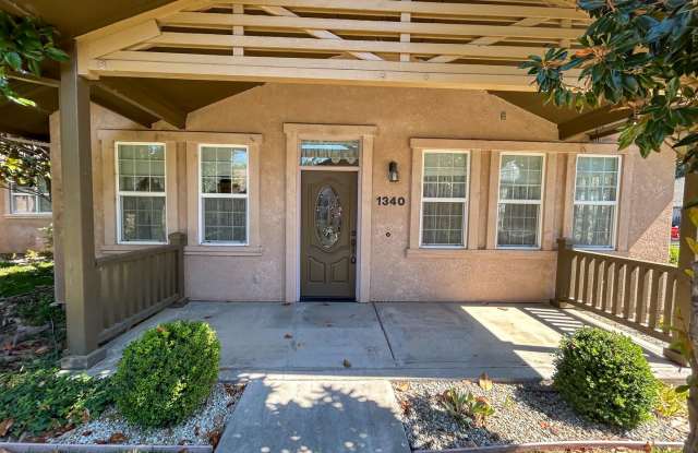 MOVE IN SPECIAL $500 OFF FIRST MONTHS RENT. 3 Bedroom Home for Rent in Orland CA | Pet Friendly, Utilities Included, Westhaven Village 55+ Community! Gallery 3