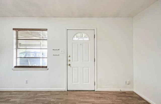 1805 Mohle - A Gallery 3