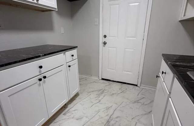 Renovated 3 Bed, 1 Bath Home on Avondale Rd Gallery 4