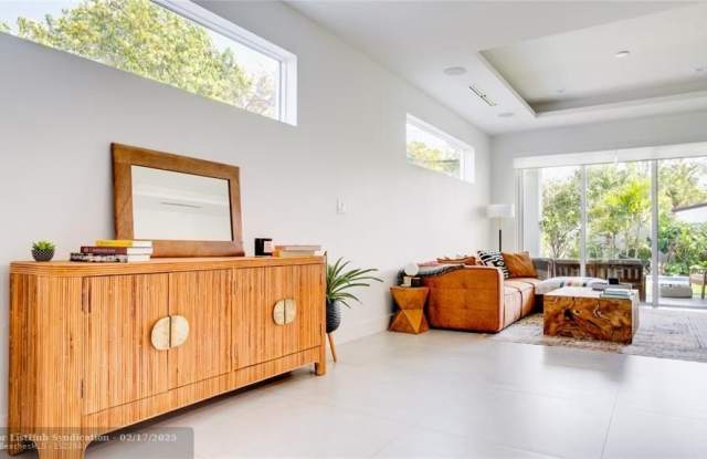 3524 SW 25th Ter - 3524 Southwest 25th Terrace, Miami, FL 33133 3524 SW 25th Ter - 3524 Southwest 25th Terrace, Miami, FL 33133