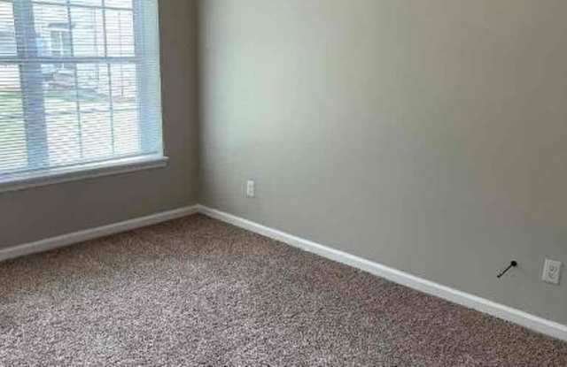 4805 Enclave Drive Gallery 2