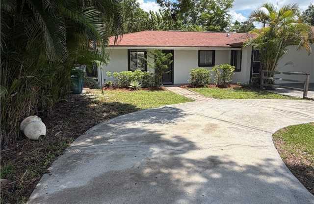 5829 Casablanca Court Gallery 2