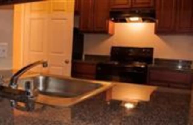 750 Elm St - 750 Elm Street, Kearny, NJ 07032
