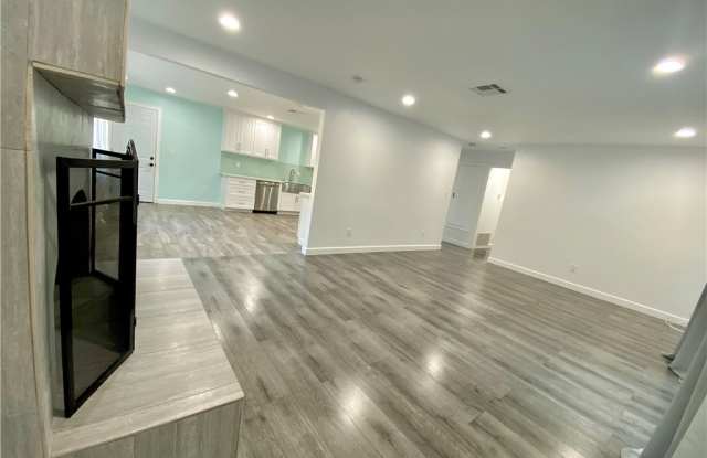 1716 E Almanac Drive Gallery 2