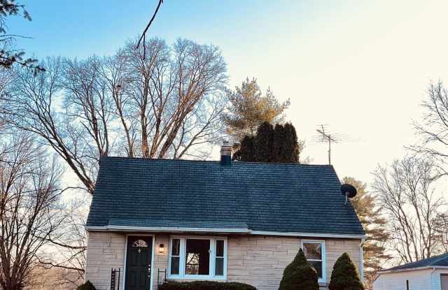 201 W Church Lane photos photos