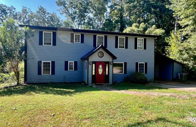 112 CHERRY LN l 6 BED, 3 BATH Gallery 1