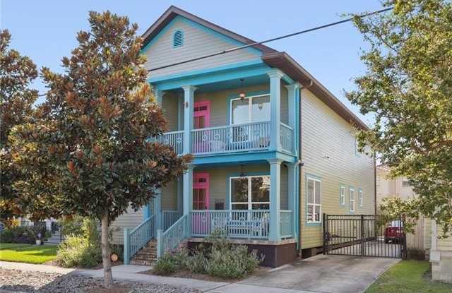 2634 MARENGO Street photos photos 2634 MARENGO Street photos photos