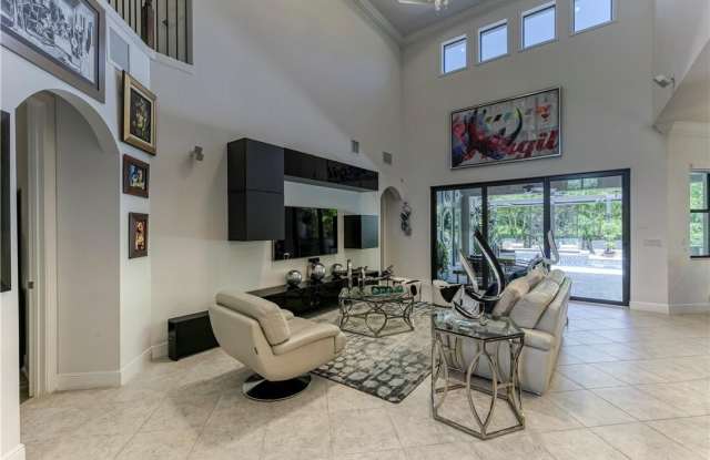 8181 Canopy Terrace Gallery 2