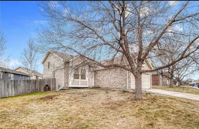 Charming 3BR House in Aurora photos photos