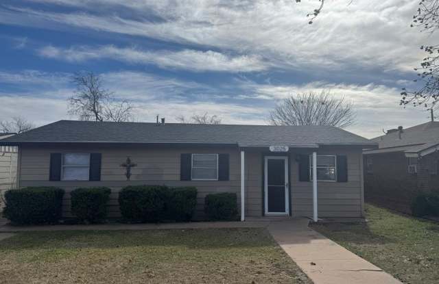 3025 Chestnut St photos photos