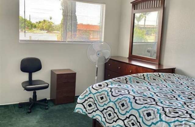 907 N Fig St - 907 North Fig Street, Escondido, CA 92026