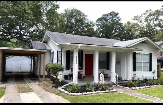 1205 Combs St photos photos