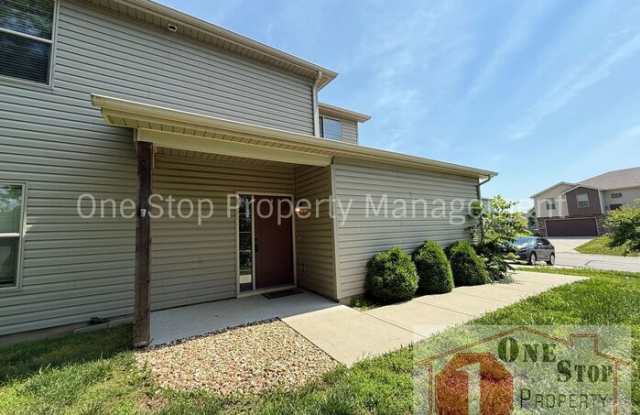 140 Roller Court photos photos