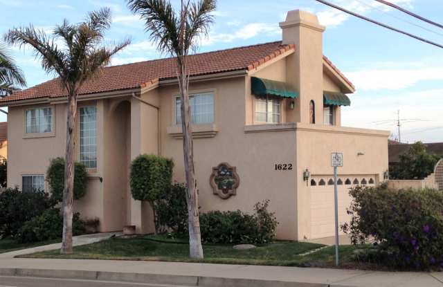 3 Bedroom 2-1/2 Bathroom North Grover Beach Home with a View - 1622 Atlantic City Avenue, Grover Beach, CA 93433 3 Bedroom 2-1/2 Bathroom North Grover Beach Home with a View - 1622 Atlantic City Avenue, Grover Beach, CA 93433