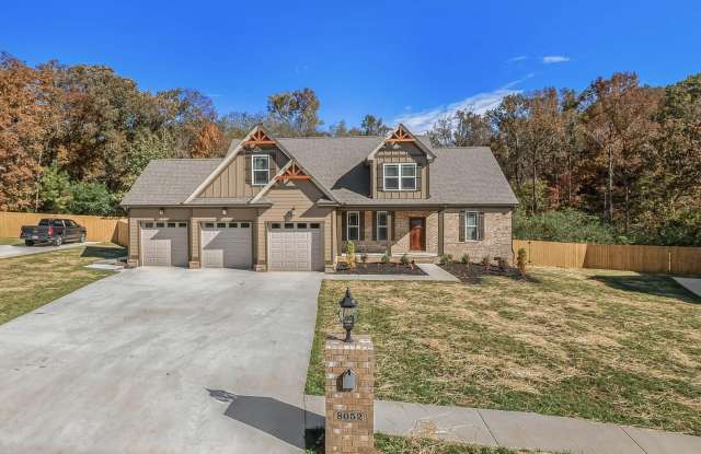 8052 Burgundy Circle Gallery 2