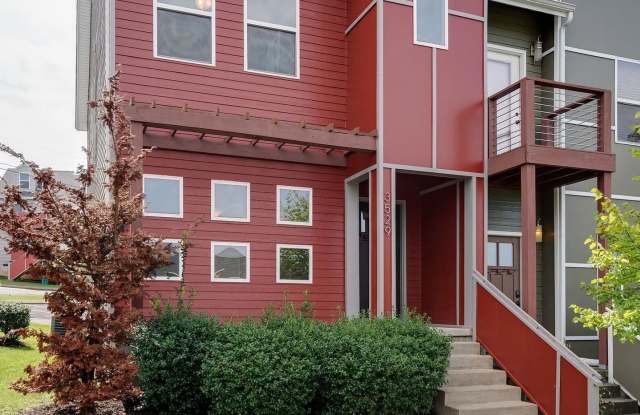 3 Bed 2.5 Bath Luxury Townhome photos photos