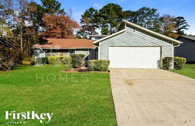 765 Fieldstone Drive photos photos