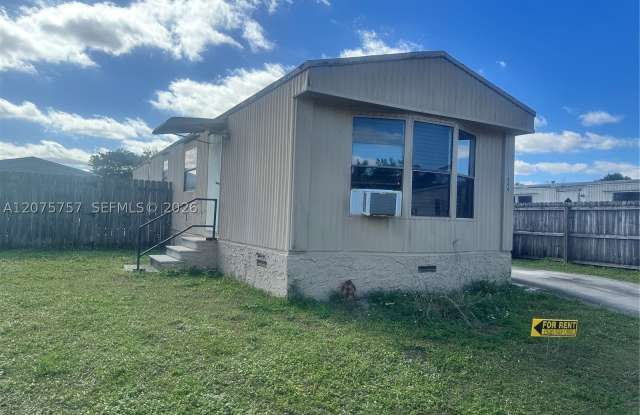11886 Watergate Cir Gallery 4