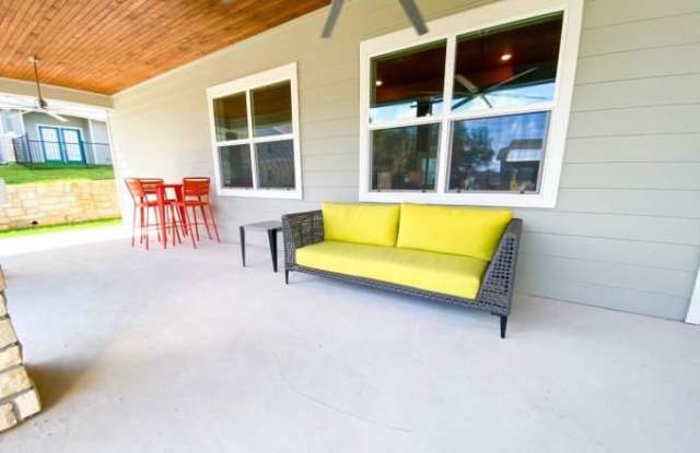 14038 Potranco Rd Gallery 4