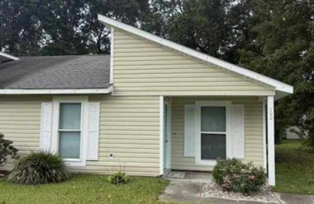 100 Twin Wood Drive - 100 Twin Wood Drive, Havelock, NC 28532 100 Twin Wood Drive - 100 Twin Wood Drive, Havelock, NC 28532