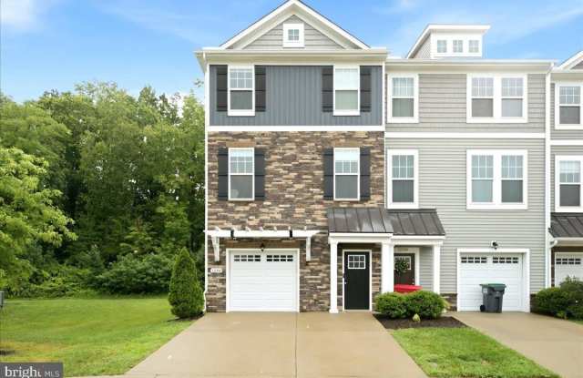 12260 HAYDON Place Gallery 3