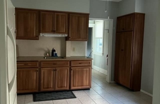 334 Keene St - 334 Keene Street, Perth Amboy, NJ 08861