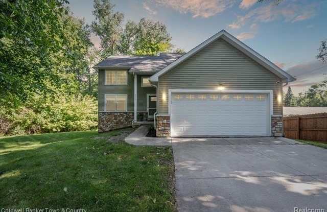 4577 Oaklawn Drive photos photos