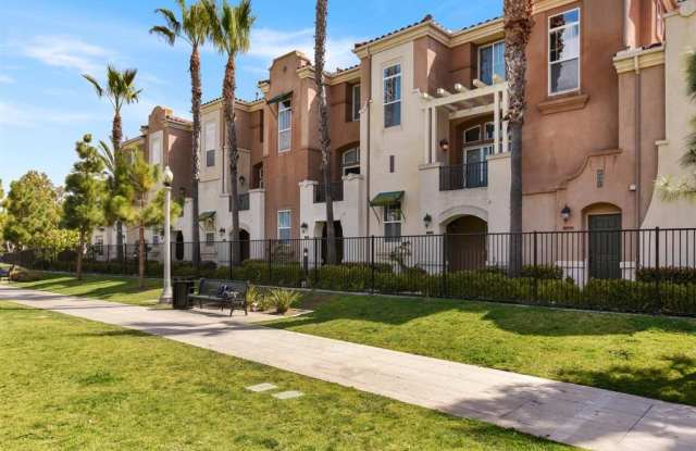 2842 Farragut St - 2842 Farragut Rd, San Diego, CA 92106