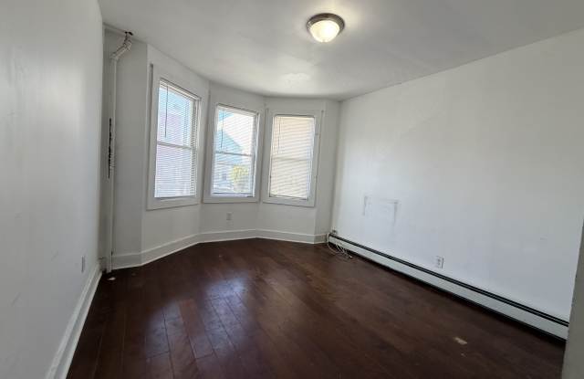 172 Fulton Avenue - 1 photos photos