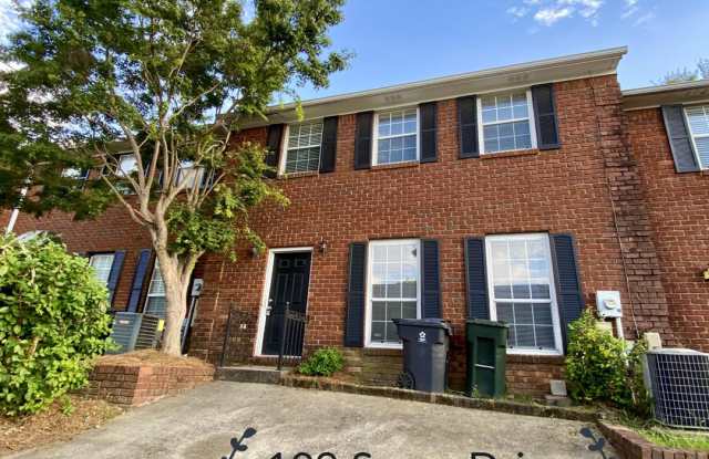 Home available for rent in Pelham! Available to View with 48 Hour Notice!!! photos photos