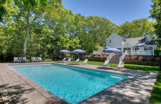45 Wooded Oak Lane photos photos