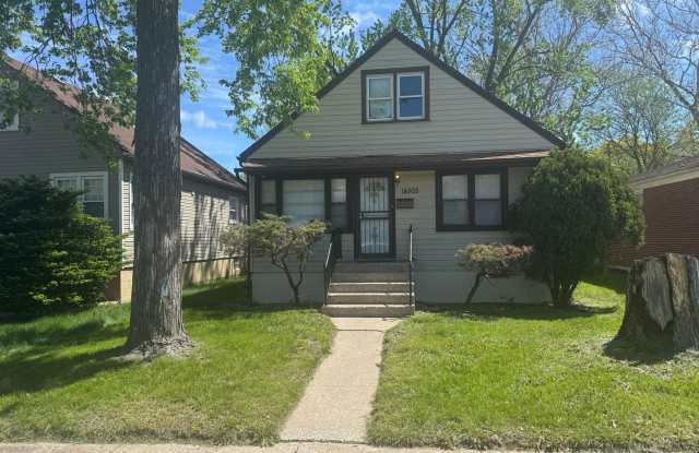 Move-In Ready! 4bd, 2ba photos photos