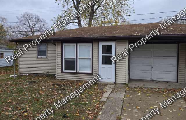 Fresh One Bedroom Coach House - 6709 Colorado Avenue, Hammond, IN 46323