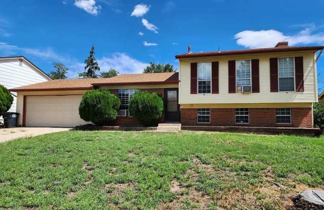 Split level 4 bedroom home near Ft. Carson! photos photos Split level 4 bedroom home near Ft. Carson! photos photos