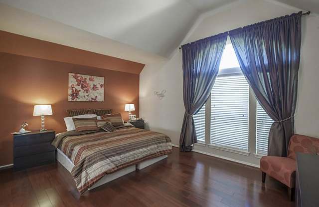 13205 Watermist Drive Gallery 3
