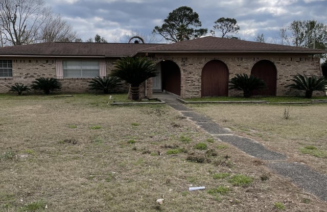 12081 Longwood Dr - 12081 Longwood Drive, Escambia County, AL 32507
