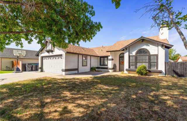 4225 Saddleback Road - 4225 Saddleback Road, Palmdale, CA 93552