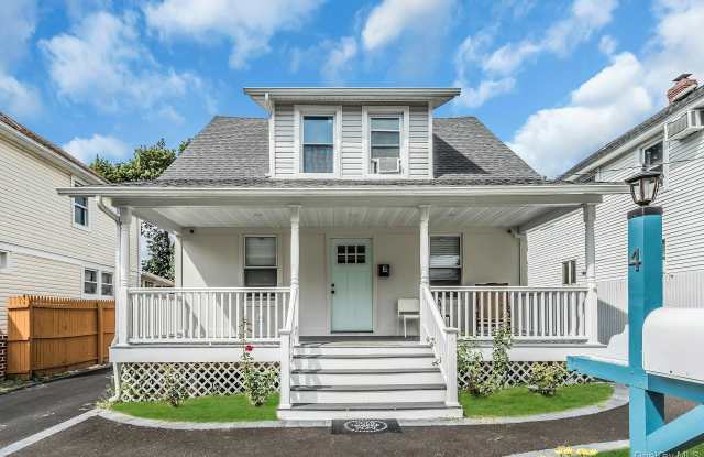 4 W 11th Street photos photos