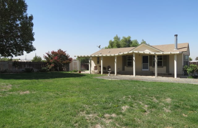 19827 Mariposa Avenue-  Unit B - 19827 Mariposa Avenue, Woodcrest, CA 92508