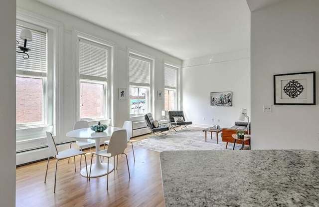 385 Westminster St APT 4E Gallery 2