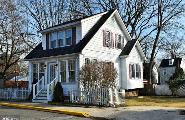 19 SNOWDEN AVENUE Gallery 1