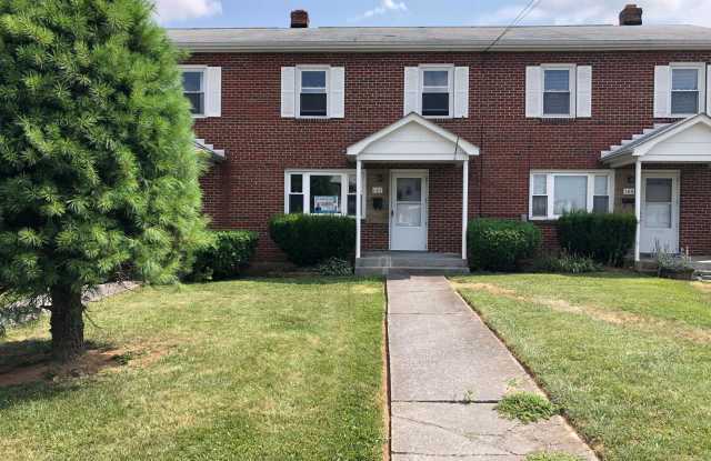 107 TAFT AVENUE - 107 Taft Avenue, Winchester, VA 22601