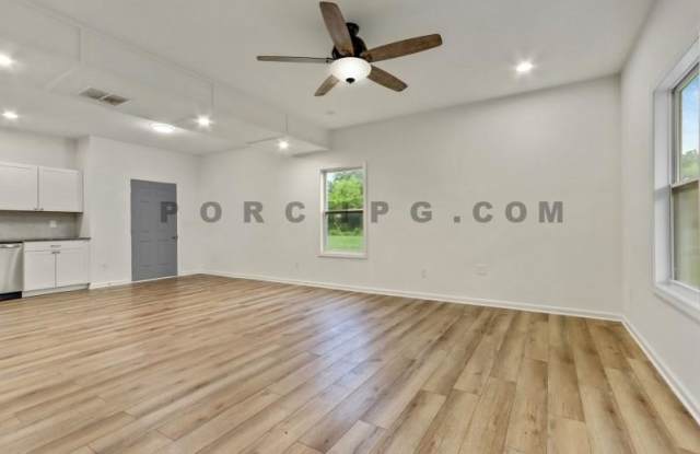 105 West Callahan St. Gallery 4
