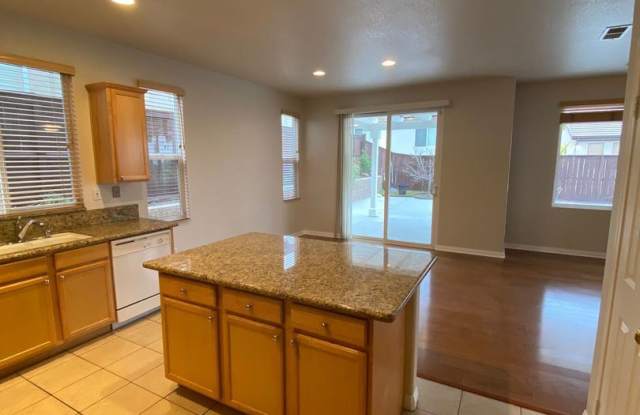 1036 Sunset Crossing Point Gallery 4