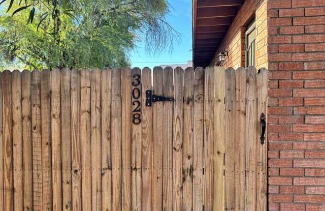 3028 N Edith Blvd photos photos 3028 N Edith Blvd photos photos