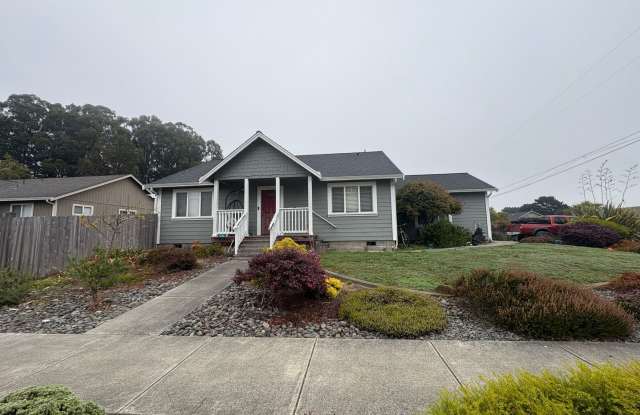3 Bed 2 Bath Home Gallery 1