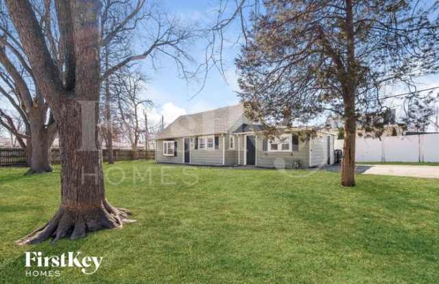 530 Baldwin Avenue - 530 Baldwin Avenue, Waukegan, IL 60085