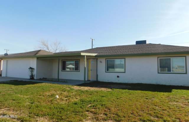 9236 Bay Avenue photos photos