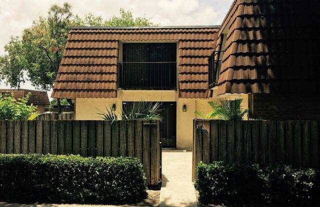 7107 71st Way - 7107 71st Way, West Palm Beach, FL 33407
